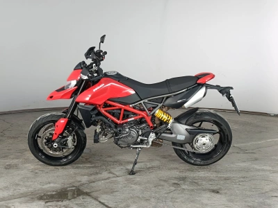 5 - Ducati Hypermotard Cascioli Group