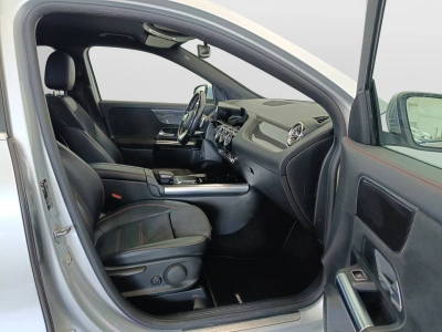 10 - Mercedes-Benz GLA Cascioli Group