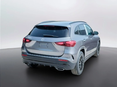 6 - Mercedes-Benz GLA Cascioli Group