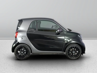 3 - smart fortwo Cascioli Group