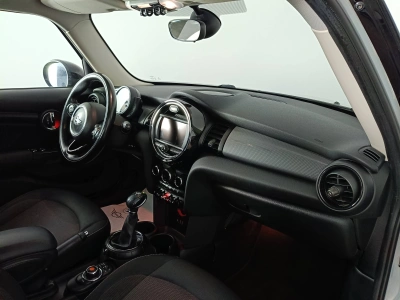 10 - MINI Cooper Cascioli Group