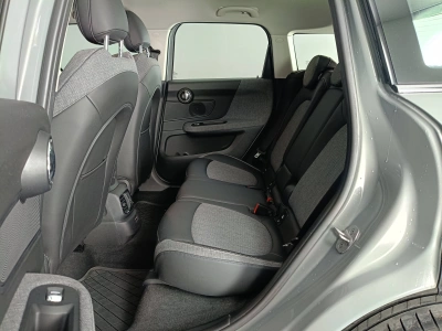 9 - MINI Countryman Cascioli Group