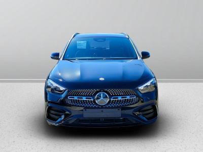 2 - Mercedes-Benz GLA Cascioli Group