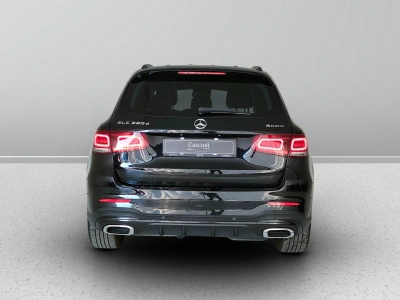 4 - Mercedes-Benz GLC Cascioli Group