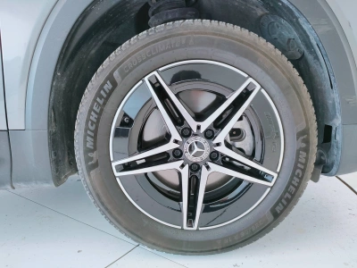 10 - Mercedes-Benz EQB Cascioli Group