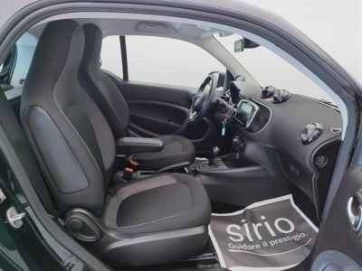 10 - smart fortwo Cascioli Group