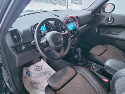 9 - MINI Countryman Cascioli Group