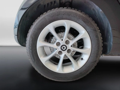 10 - smart fortwo Cascioli Group