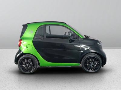 6 - smart fortwo Cascioli Group