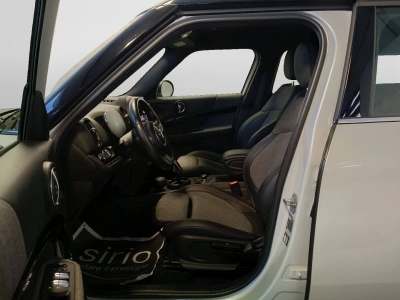 8 - MINI Countryman Cascioli Group