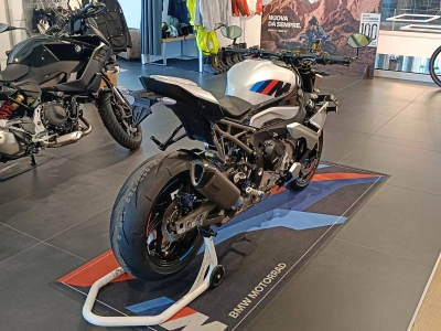 4 - BMW Motorrad R Cascioli Group