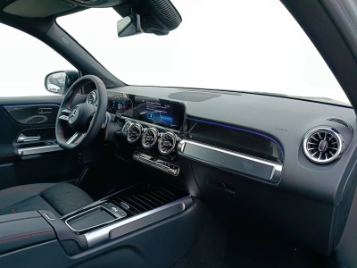 10 - Mercedes-Benz GLB Cascioli Group