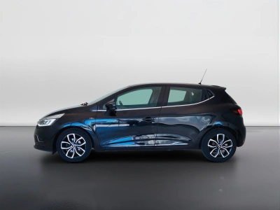 8 - Renault Clio Cascioli Group