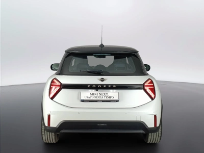 4 - MINI Cooper Cascioli Group