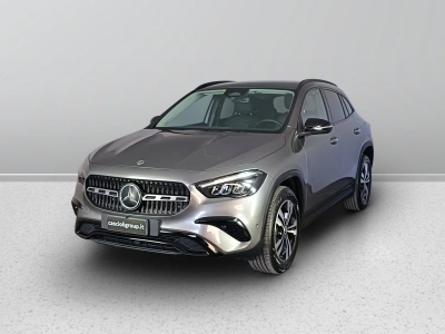 1 - Mercedes-Benz GLA Cascioli Group