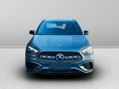 2 - Mercedes-Benz GLA Cascioli Group