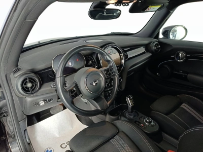 7 - MINI Cooper Cascioli Group