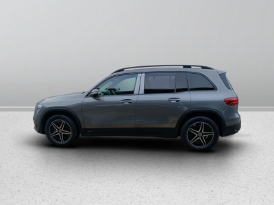 3 - Mercedes-Benz EQB Cascioli Group