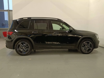 3 - Mercedes-Benz GLB Cascioli Group