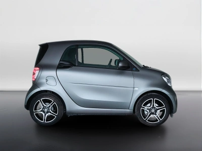 8 - smart fortwo Cascioli Group