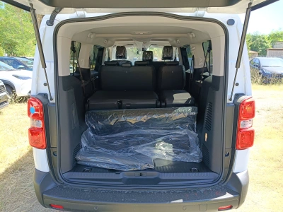 8 - Toyota Professional PROACE VERSO Cascioli Group