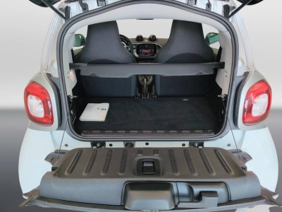 6 - smart fortwo Cascioli Group