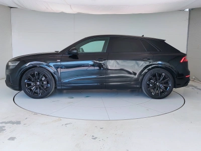 8 - Audi Q8 Cascioli Group