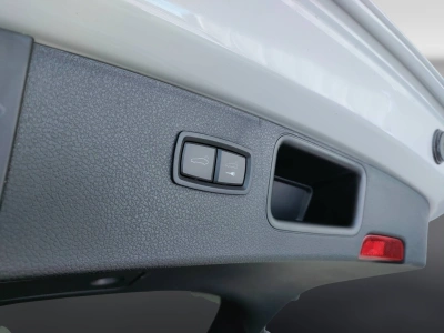 10 - Porsche Macan Cascioli Group