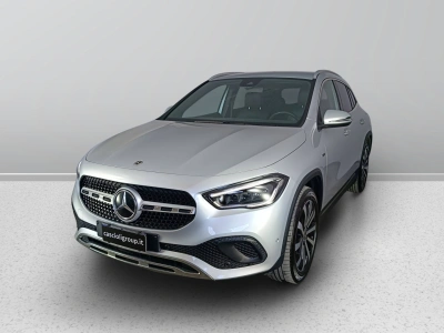 1 - Mercedes-Benz GLA Cascioli Group