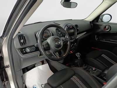 7 - MINI Countryman Cascioli Group