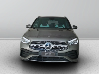 2 - Mercedes-Benz GLA Cascioli Group