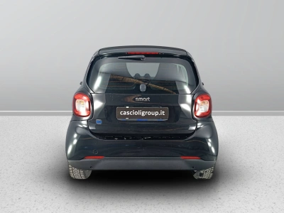 4 - smart fortwo Cascioli Group