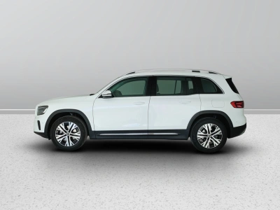 3 - Mercedes-Benz GLB Cascioli Group