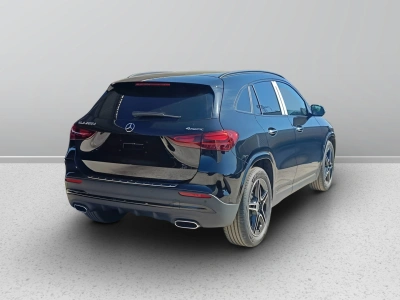 5 - Mercedes-Benz GLA Cascioli Group