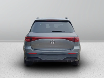 4 - Mercedes-Benz EQB Cascioli Group