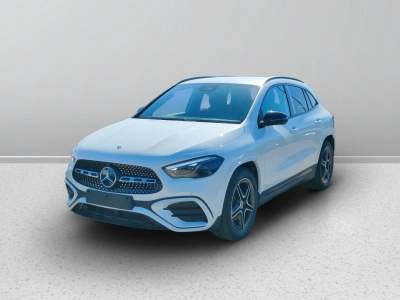 1 - Mercedes-Benz GLA Cascioli Group