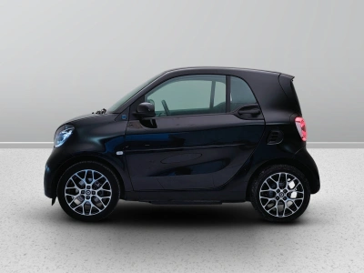 3 - smart fortwo Cascioli Group
