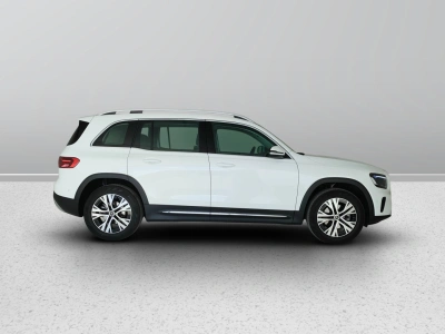 7 - Mercedes-Benz GLB Cascioli Group