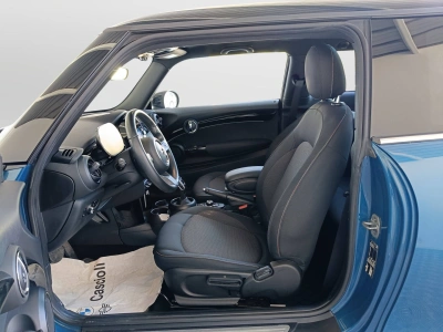 8 - MINI Cooper Cascioli Group