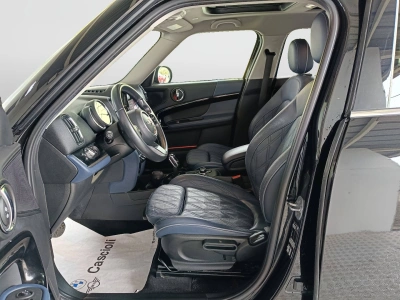 8 - MINI Countryman Cascioli Group