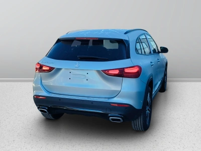 6 - Mercedes-Benz GLA Cascioli Group