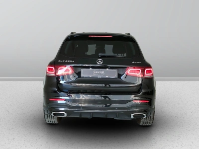 4 - Mercedes-Benz GLC Cascioli Group