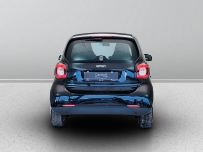 4 - smart fortwo Cascioli Group