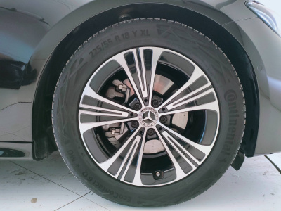 8 - Mercedes-Benz Classe E Cascioli Group