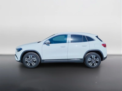 3 - Mercedes-Benz GLA Cascioli Group