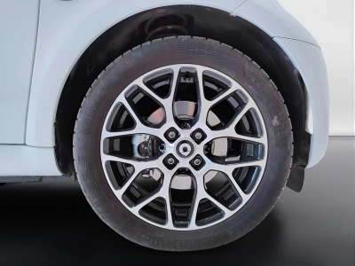 8 - smart fortwo Cascioli Group