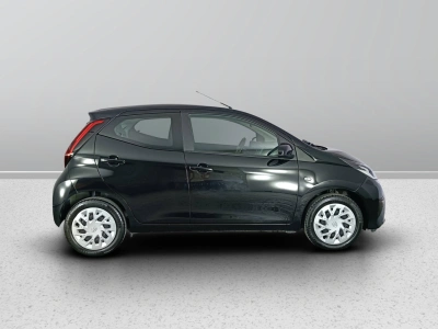 6 - Toyota AYGO Cascioli Group