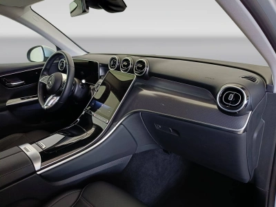 10 - Mercedes-Benz GLC Cascioli Group
