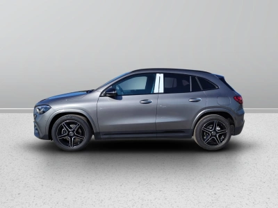 3 - Mercedes-Benz GLA Cascioli Group