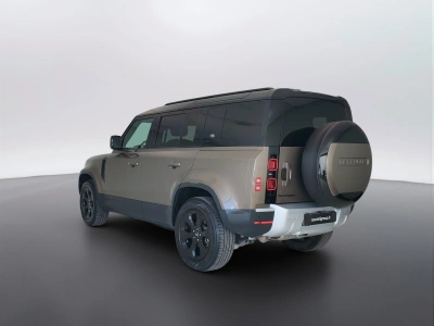 7 - Land rover Defender Cascioli Group